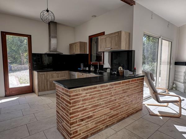 Pujols (47300) Pujols, Villa lumineuse avec piscine et 4 chambres