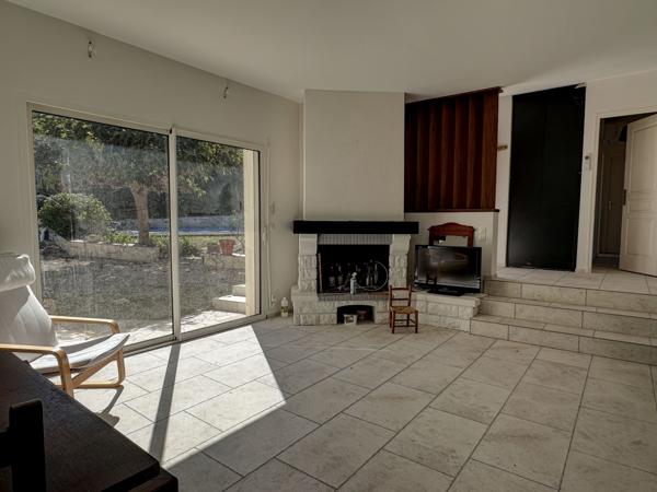 Pujols (47300) Pujols, Villa lumineuse avec piscine et 4 chambres