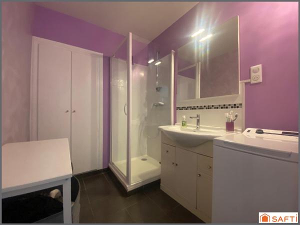 CAUDERAN CENTRE / LIGNE G, BUS 73, 02 /  T3 BIS 3CHBRES / RESIDENCE VERDOYANTE / DERNIER ETAGE / CAVE / PARKING !