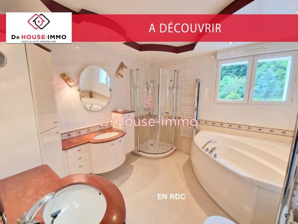 Maison à vendre 9 pièces de 210 m²