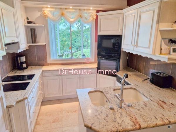 Maison à vendre 9 pièces de 210 m²