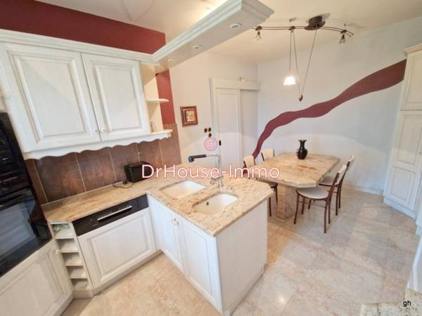 Maison à vendre 9 pièces de 210 m²