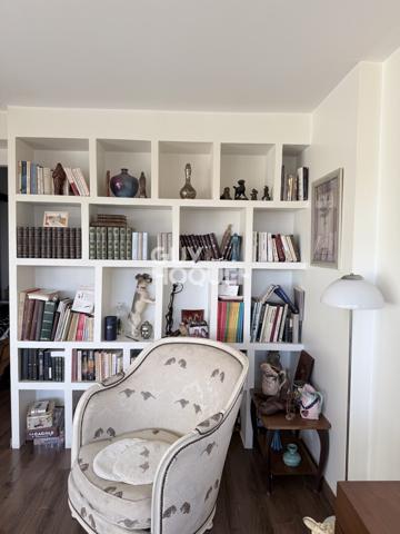 Marseille – Cinq-Avenues | 58m² · 5ᵉ étage · 250 000 €