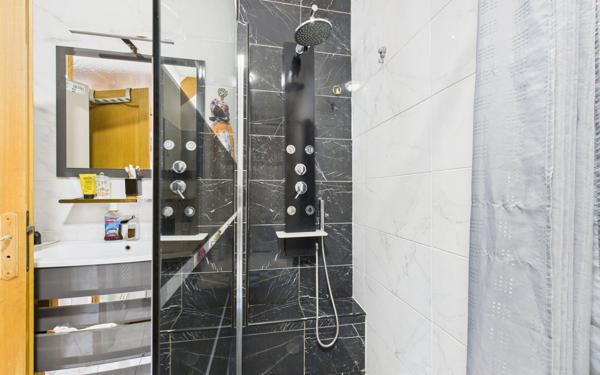 Maison à vendre    5 pièces • 133,80 m2 Saint-Marcellin