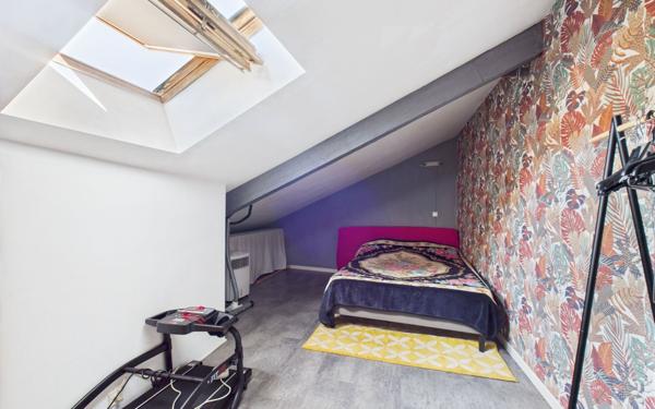 Maison à vendre    5 pièces • 133,80 m2 Saint-Marcellin