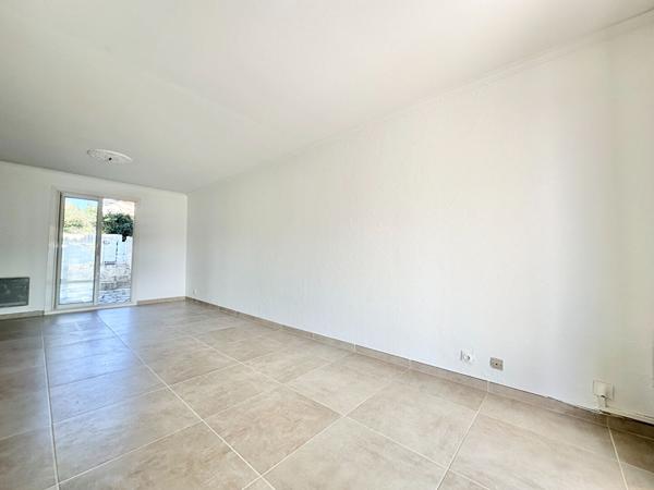 Charmante villa 4 pièces avec vue panoramique mer à Saint-Raphaël