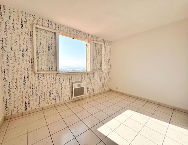 Charmante villa 4 pièces avec vue panoramique mer à Saint-Raphaël