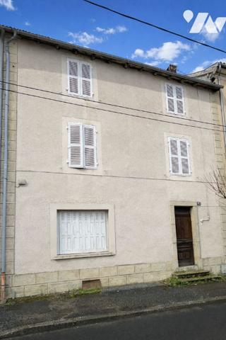 Immeuble avec avec 3 appartements - Figeac