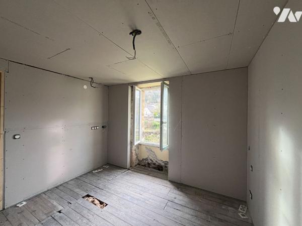 Immeuble avec avec 3 appartements - Figeac