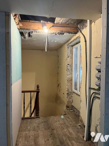 Immeuble avec avec 3 appartements - Figeac