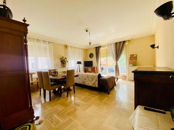 A vendre - Superbe appartement familial à Néris-Les-Bains 110 m² avec garage en sous/sol pour 2 voitures !!! Neris les bains