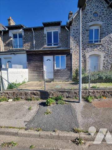 FLAMANVILLE (50340) - Maison F3