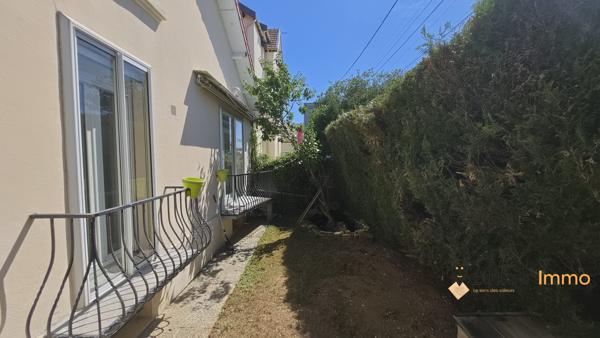 MAISON DE STANDING AVEC PISCINE
