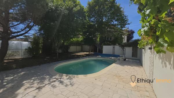 MAISON DE STANDING AVEC PISCINE