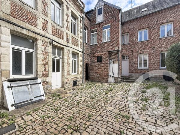Immeuble à vendre  156 m 2   CAMBRAI  - 59
