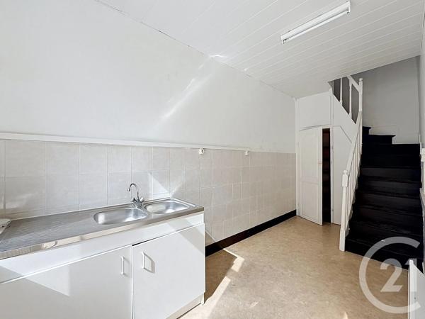 Immeuble à vendre  156 m 2   CAMBRAI  - 59