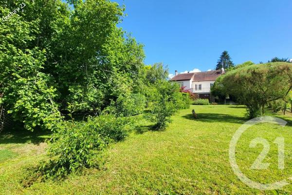 Maison à vendre  5 pièces - 123 m 2   CHATEAU THIERRY  - 02
