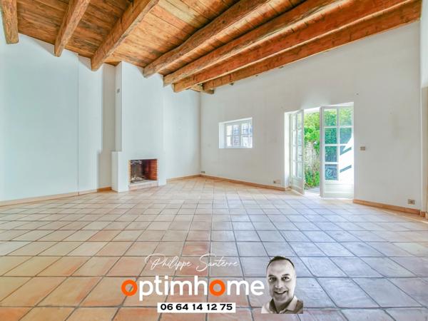 Grande Maison Bourgeoise de 1805 avec jardin et piscine – Nîmes Saint-Césaire