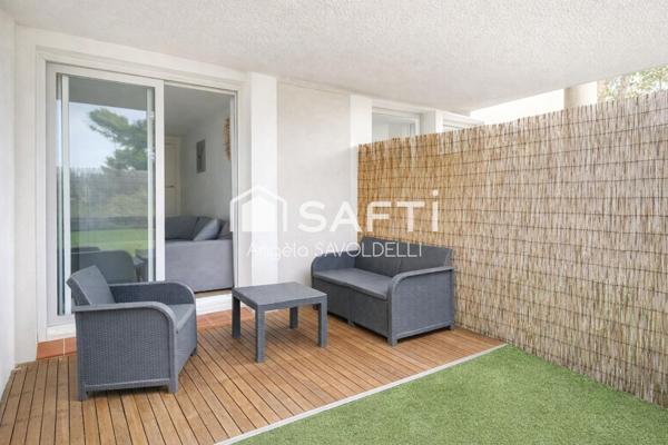 T2 rénové en rez-de-jardin au cœur de la pinède