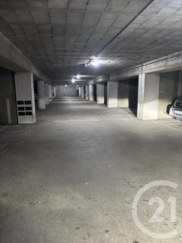 Parking à vendre  10 m 2   ST QUENTIN  - 02