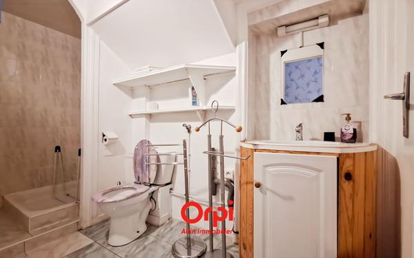 Maison à vendre    2 pièces •  Néris-les-Bains