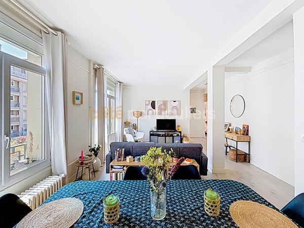 Vente
                Appartement71,3 m² - 3 Pièces -
                    ROUEN (76000)