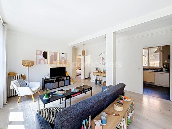 Vente
                Appartement71,3 m² - 3 Pièces -
                    ROUEN (76000)