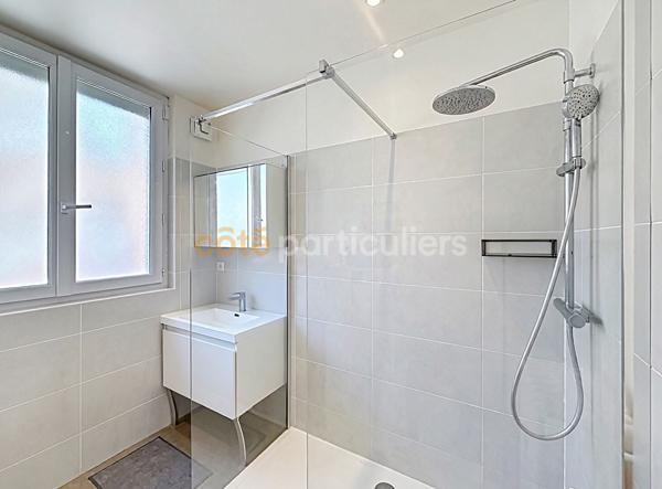 Vente
                Appartement71,3 m² - 3 Pièces -
                    ROUEN (76000)