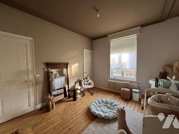 Maison à vendre à Dunkerque (59240) en Nord (59)

Maison Malouine avec cachet proposant une s...