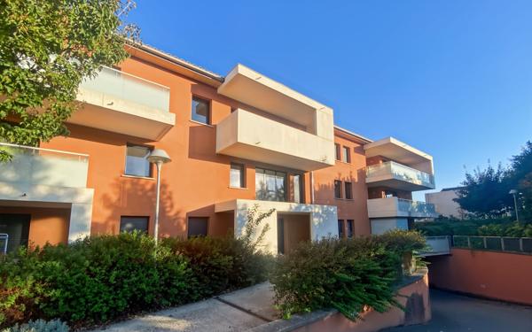 Appartement à vendre    2 pièces • 42 m2 Blagnac