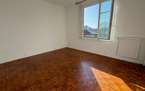 Appartement à vendre    3 pièces • 61,50 m2 Neuilly-sur-Marne