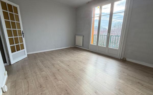 Appartement à vendre    3 pièces • 61,50 m2 Neuilly-sur-Marne