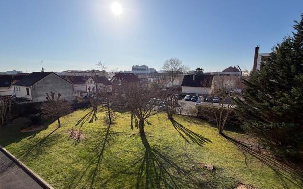 Appartement à vendre    3 pièces • 61,50 m2 Neuilly-sur-Marne