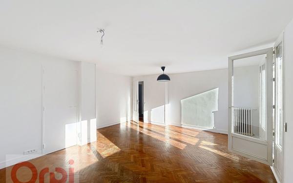 Appartement à vendre    3 pièces • 67,06 m2 Châtillon