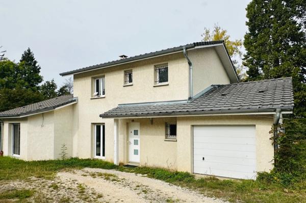 Maison à vendre 5 pièces OYONNAX (01)