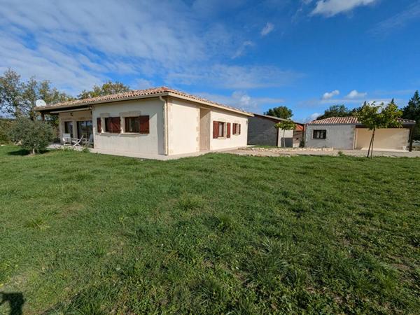 Maison de plain-pied tout confort de 145 m²