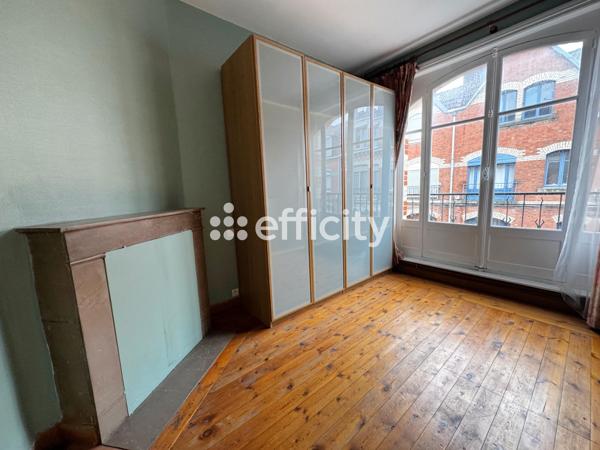 Maison
         6 pièces
        - 112 m² 430 000 € *