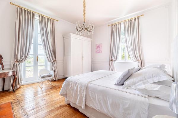 Vente Propriété de luxe Bordeaux 9 Pièces 550 m²