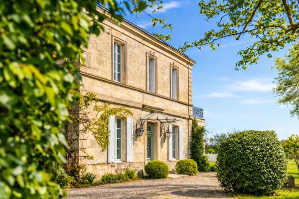 Vente Propriété de luxe Bordeaux 9 Pièces 550 m²