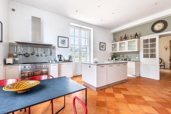 Vente Propriété de luxe Bordeaux 9 Pièces 550 m²