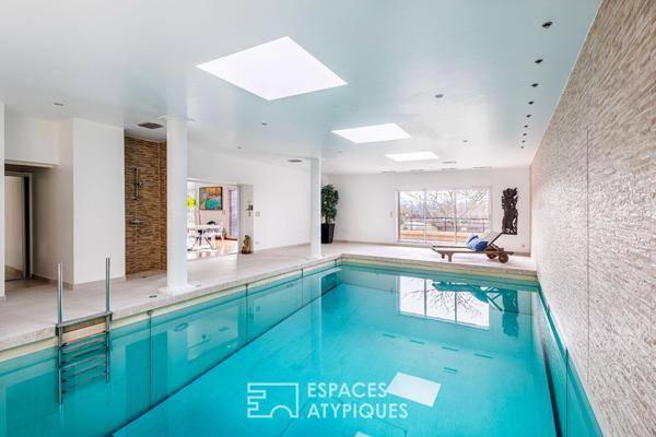 Maison contemporaine avec vue sur la Seine et piscine intérieure