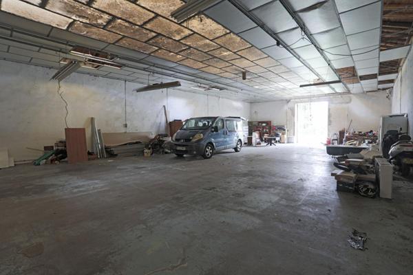 ENSEMBLE IMMOBILIER 550 m2 LABASTIDE ROUAIROUX