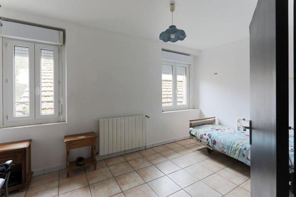 ENSEMBLE IMMOBILIER 550 m2 LABASTIDE ROUAIROUX