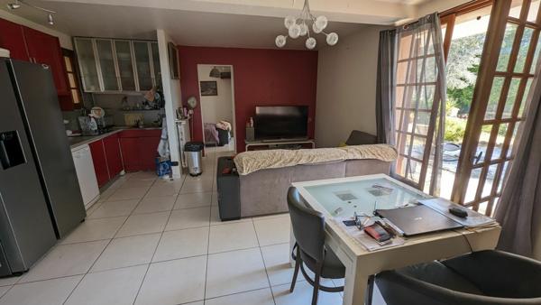 Maison à vendre    9 pièces • 192 m2 Six-Fours-les-Plages