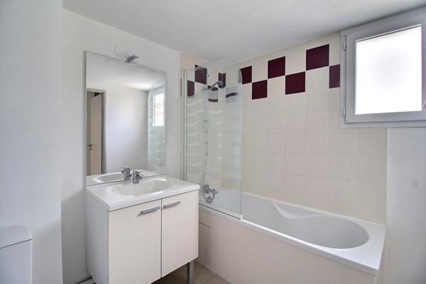 Appartement T2 de 41.03 m² avec balcon et parking - Face au Golf de Juvignac