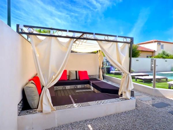 MAUGUIO proche intermarché Villa 149 m² sur terrain de 478m² - Piscine