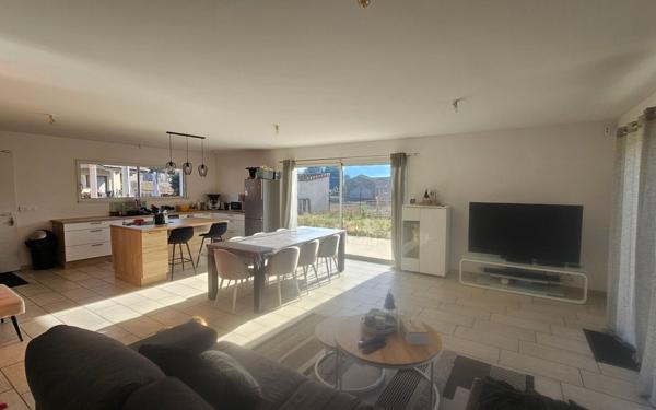 Maison à vendre    4 pièces • 119 m2 Moirans