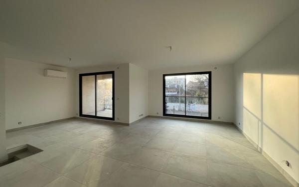 Appartement à vendre    6 pièces • 131,70 m2 Saint-Maur-des-Fossés