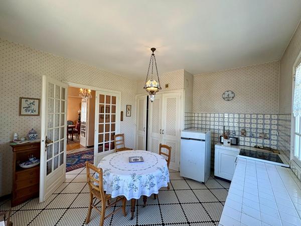 Maison Pineuilh 7 pièces, 180 m2 habitable, 5 chambres, garage,  à pied de la ville et de la gare