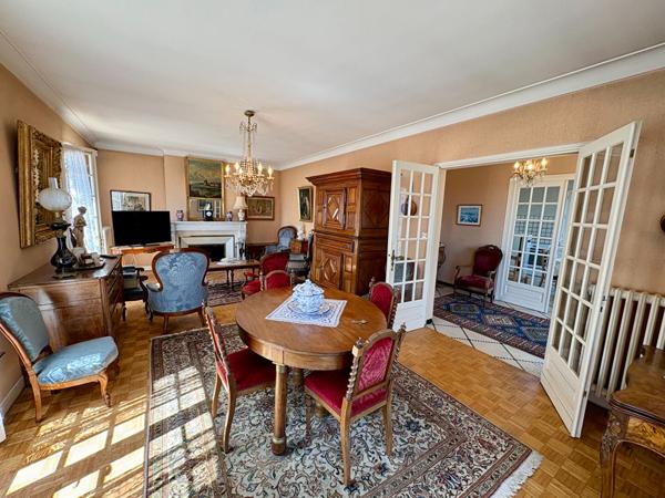Maison Pineuilh 7 pièces, 180 m2 habitable, 5 chambres, garage,  à pied de la ville et de la gare